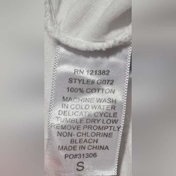 Tim Burton's Lost (Las) Vegas V-Neck Short Sleeve Women's T-shirt Small RARE - Picture 5 of 5